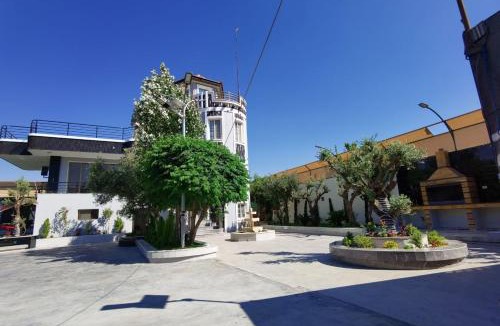 Ajloun Ski Chalet | مزرعة قصر محبوب