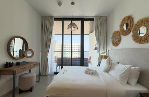 Al Raha Beach Apartment | Al Raha 2BR Haven - Elegant Luxury Escape