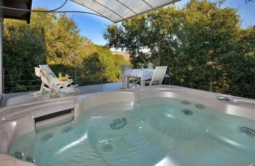 Abirim Ski Chalet | פיית היער