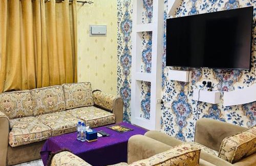 Shinas Apartment | Shallalat International Hotel