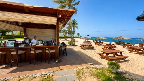 As Sifah House | Vista Mare By Bait Zain - Beachfront Private Pool Villa