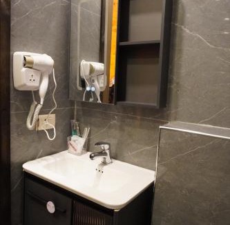 Ajloun Ski Chalet | Al Joud Chalet Private Jacuzzi & BBQ Ajloun