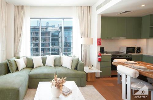 Al Wasl Apartment | Luxury 2 Bedroom Balcony Central park City Walk Dubai