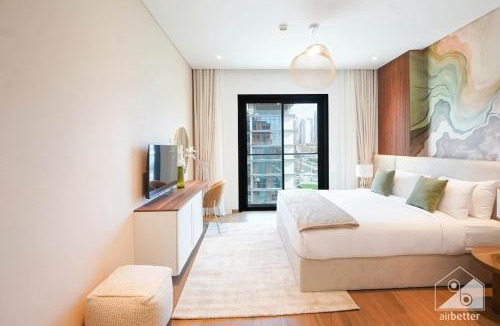 Al Wasl Apartment | Luxury 2 Bedroom Balcony Central park City Walk Dubai