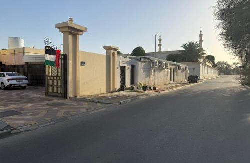 Al Ain Apartment | Bedroom Jimi