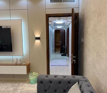 Ajman Apartment | High-floor Luxury Apartment!