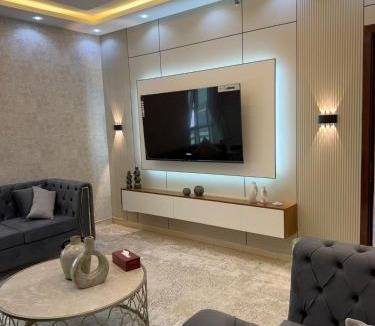 Ajman Apartment | High-floor Luxury Apartment!