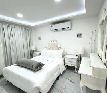 Abu Dhabi City Center Apartment | Velmora 1BR Apartment 13