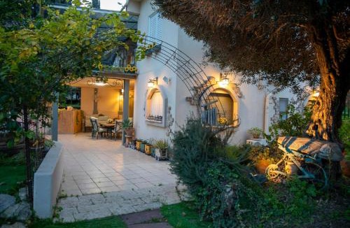 Beit Alfa Villa | סוויטת הבוטיק חלון להר