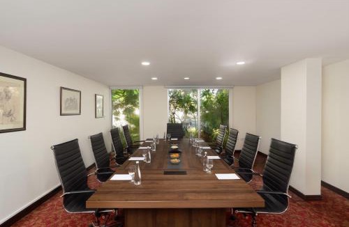 Ruwi Hotel | Al Falaj Hotel - Secure City Escape in Muscat