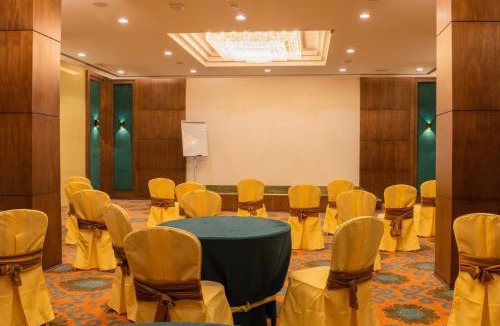 Al Khuwair Hotel | Royal Crown Muscat