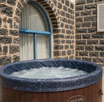 Tiberias Hotel | UG Boutique - סוויטות מדהימות ומעוצבות ליד הכנרת