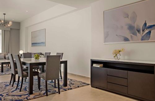 Bur Dubai Hotel | Mövenpick Hotel & Apartments Bur Dubai