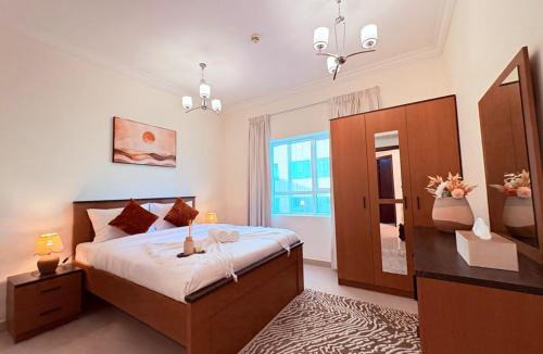 Al Majaz Apartment | Elegant 3BR Apartment with Stunning Waterfront Views