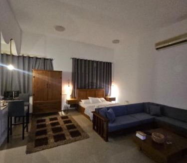 Al Ain Apartment | Boho chic hideaway studio jimi