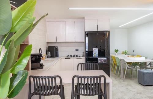Ein Al-Asad Apartment | כתר הגליל - ווילה יוקרתית עם 4 סוויטות ובריכה מפנקת