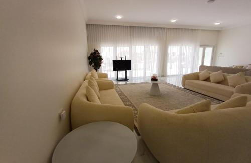 Al Dhafra House | استراحة الهمس