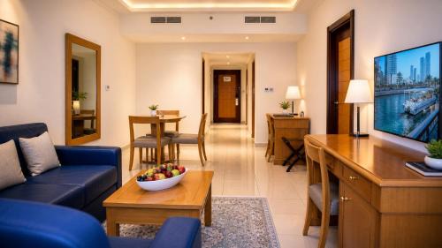 Al Majaz Apartment | Golden Tulip Sharjah
