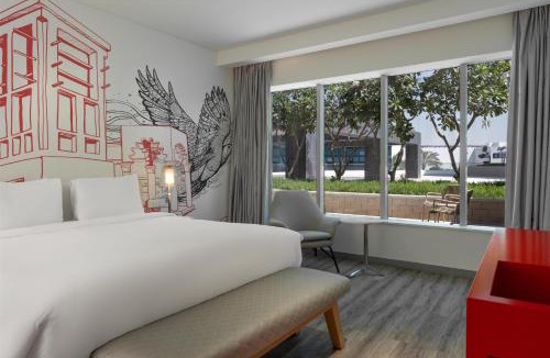 Dubai Hotel | Radisson RED Dubai Silicon Oasis