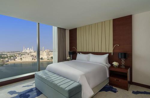 Al Maqta Resort | Fairmont Bab Al Bahr