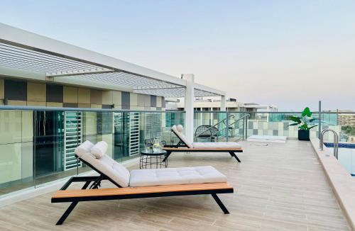 Al Raha Beach Apartment | Penthouse with Private Pool Al Raha Lofts 1