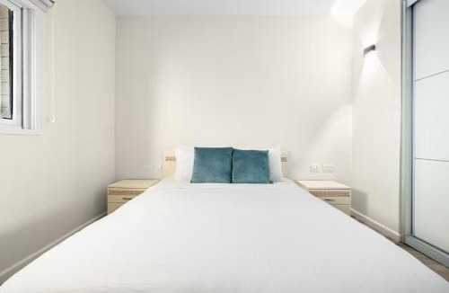 Netanya Apartment | Netanya Beachfront Bliss Apartments by Sea N Rent