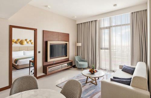 Dubai World Central Hotel | Holiday Inn Dubai Al-Maktoum Airport by IHG