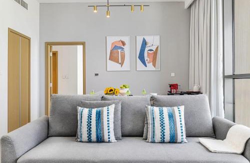 Bur Dubai Apartment | Premium 1BR - Direct Access to Dubai Mall