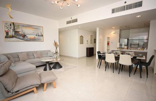Al Raha Beach Apartment | Cozy Chic 2BR - Al Raha Elegant Haven