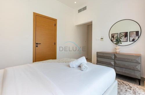 Sharm Villa | Exclusive 4BR Villa with Assistant Room, Lush Garden & Private Pool Facing Panoramic Sea Views, Al Dana Island, Fujairah by Deluxe Holiday Homes