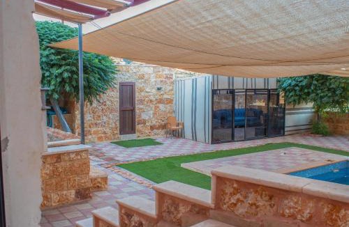Ajloun Governorate Ski Chalet | مزرعه وشاليه جبال عجلون