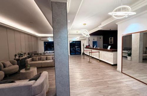 Al Maabilah Hotel | Al Barka Palace Hotel