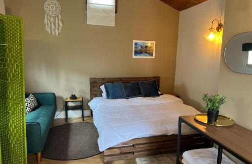 Gilboa House | פרא בקתות אירוח - מתחם נופש כפרי עם בריכה פרטית