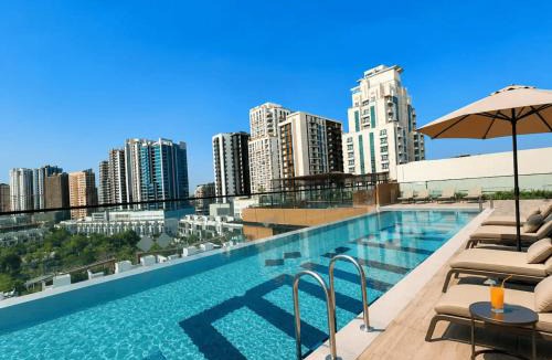 Jumeirah Village Circle Villa | LUXX Live the Dubai Dream! Brand-New Designer Villa with Pools, Padel, Lift, Services