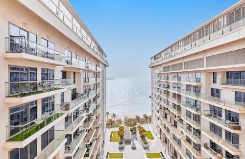 Sheikh Zayed Road Apartment | The Iconic Stay 2BR