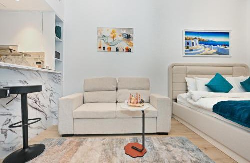 Jumeirah Village Triangle Apartment | Bloomfields Studio - Bali Residence - JVT