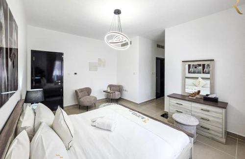 Abu Dhabi Apartment | Al Reef 1BR - Stylish Urban Chic Escape