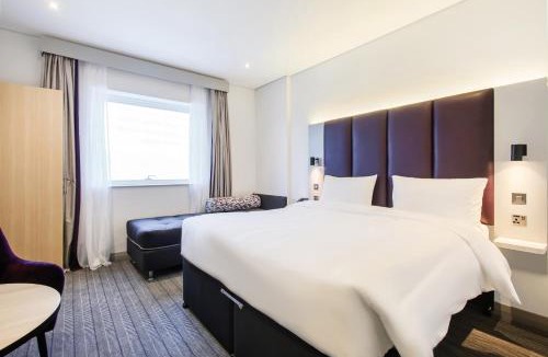 Capital Centre Hotel | Premier Inn Abu Dhabi Capital Centre