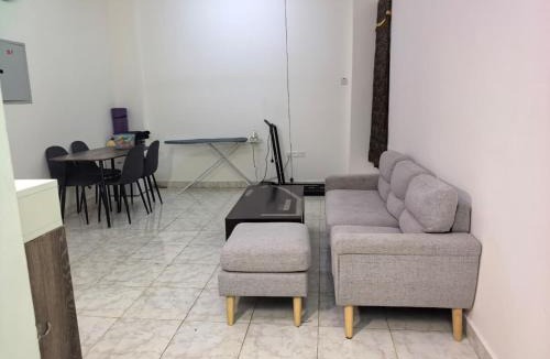 Al Kubus Apartment | Catchy & Traveler-Friendly Room