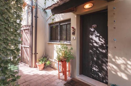 Petah Tikva Apartment | B&B Amit 18 minutes from the airport - אירוח כפרי עמית 18 דקות משדה תעופה