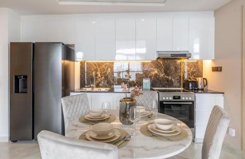 Jadaf Apartment | Full Dubai Skyline View on High Floor