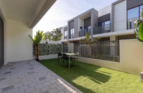 Dubai Sports City Villa | Spacious 3BR Villa plus Maids with Resort-Style Amenities in Tilal Al Ghaf