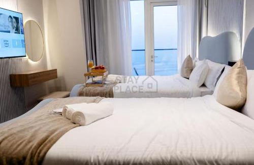 Dubai Marina Apartment | FENDI 2BR- 67 Floor Sea, Atlantis & Dubai Eye View