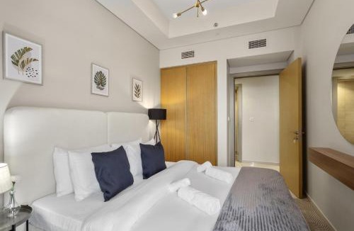 Sheikh Zayed Road Apartment | Tranquil 1Bedroom Living in Aykon Tower