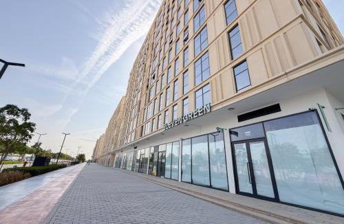 Sharjah Apartment | Stylish 1BR Desert Retreat with Pool & Parking CB1-12-RA1-507-1br