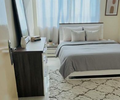 Al Nahda House | Comfortable Queen Room, Dubai City View, Private & Peaceful, 8 Mints Walk To Dubai