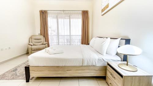 Bab Al Bahr Apartment | One Bedroom Apartment with View and Balcony