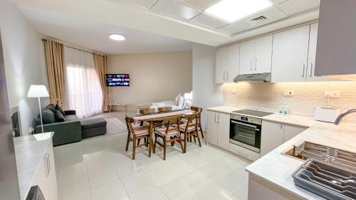 Bab Al Bahr Apartment | Modern Studio Apartment in Bab Al Bahar