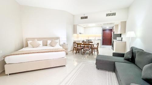 Bab Al Bahr Apartment | Modern Studio Apartment in Bab Al Bahar