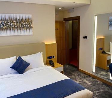 Al Qasimia Hotel | AL HAYAT HOTEL
